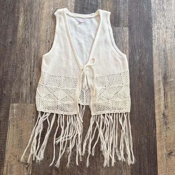 Boho White Western Style Crochet Fringe Knit Vest Junior’s Cream Size Small - Picture 3 of 10